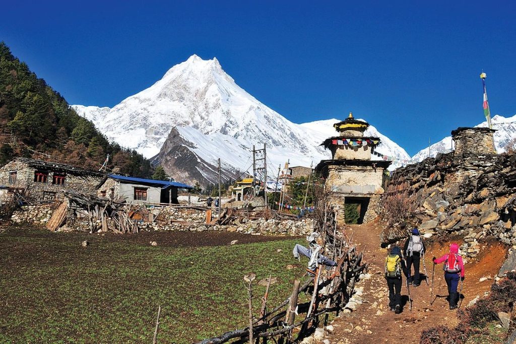 Manaslu Circuit Trek Package-14 Days / 13 Nights