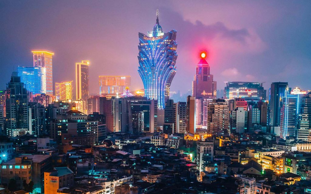 Explore Macau: 4 Days / 3 Nights of Culture and Entertainment