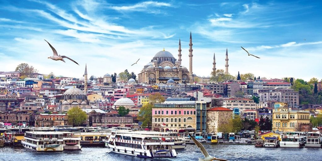 Turkish Autumn Express: 5-Days / 4-Nights Bosphorus and Cave Experience