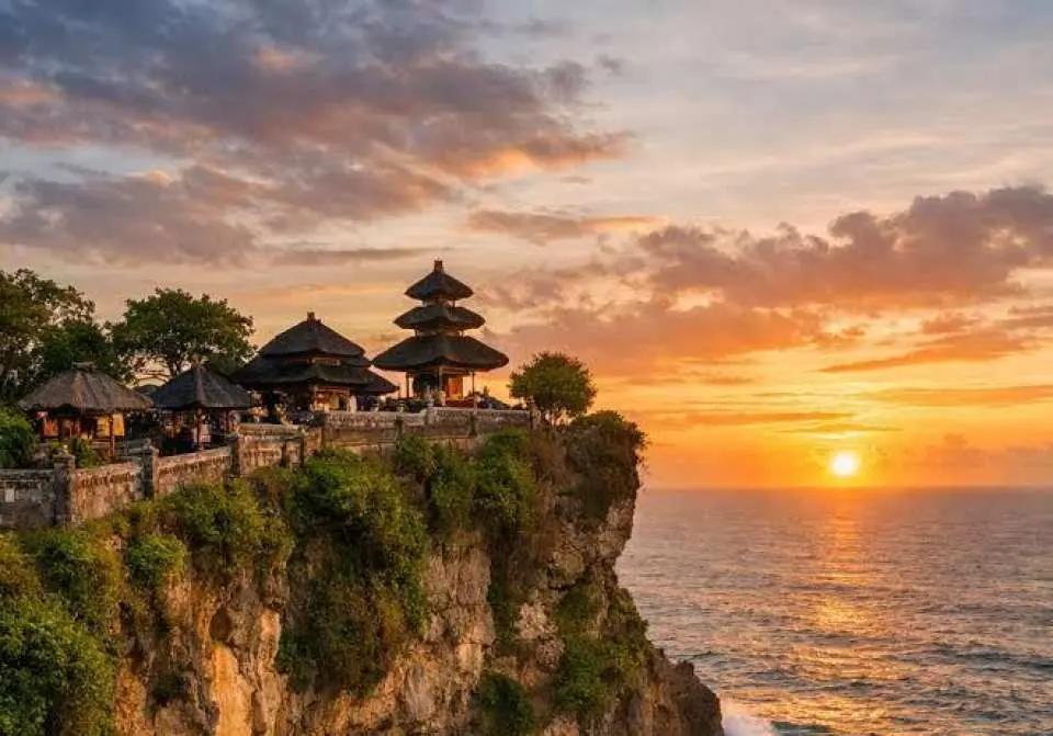 Explore Bali: 5 Days / 4 Nights of Adventure and Relaxation